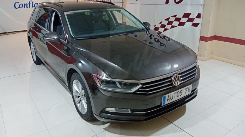 VOLKSWAGEN PASSAT 1.6 TDI 120 CV FAMILIAR