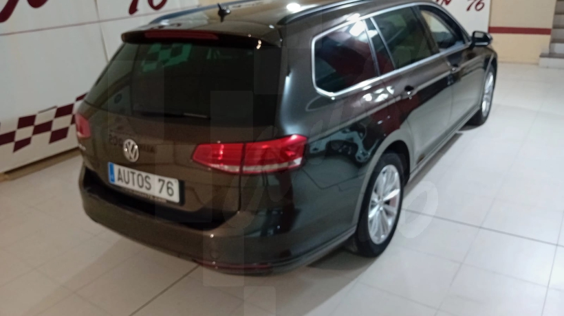 VOLKSWAGEN PASSAT 1.6 TDI 120 CV FAMILIAR