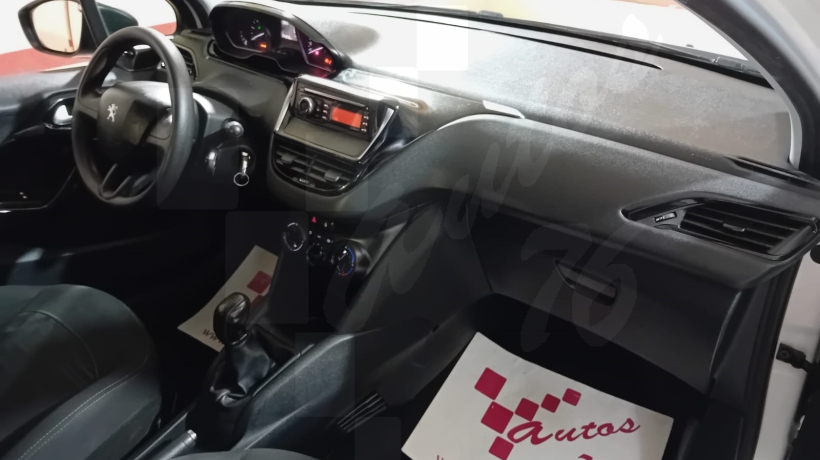 PEUGEOT 208 1.6 HDI 75 CV