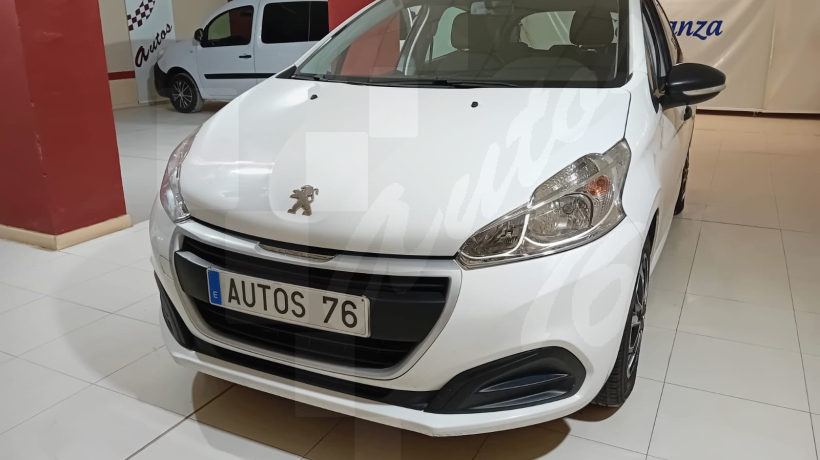 PEUGEOT 208 1.6 HDI 75 CV