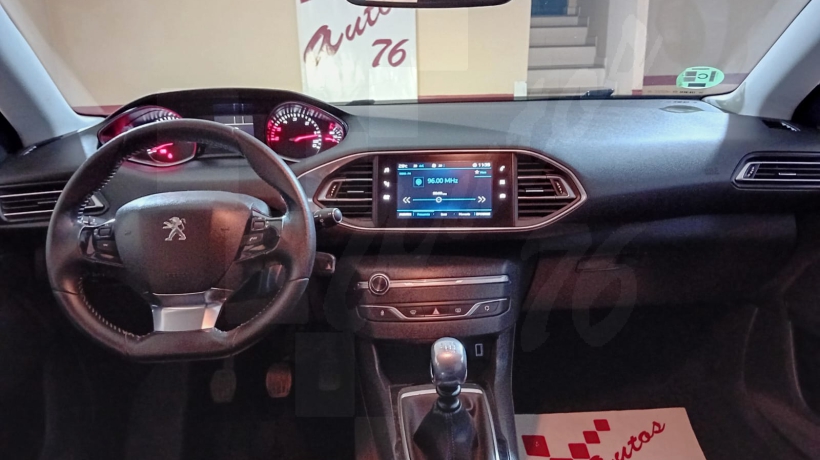 PEUGEOT 308 1.5 HDI 130 CV FAMILIAR