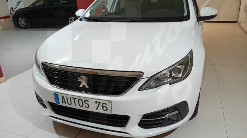 PEUGEOT 308 1.5 HDI 130 CV FAMILIAR