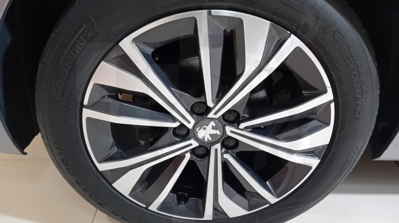 PEUGEOT 508 1.5 HDI 130 CV AUTOMÁTICO