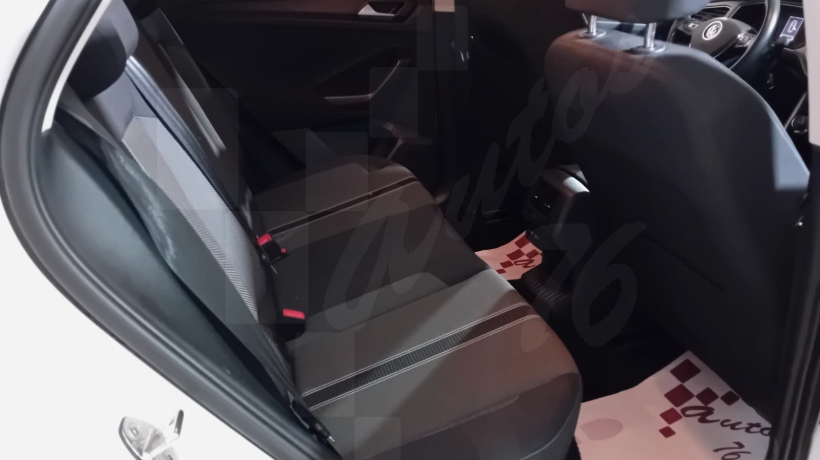 VOLKSWAGEN T-ROC 2.0 TDI 115 CV