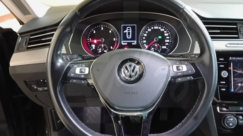 VOLKSWAGEN ARTEON 2.0 TDI 150 CV AUTOMÁTICO
