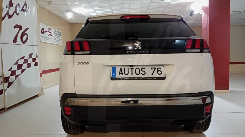 PEUGEOT 3008 1.5 HDI 130 CV
