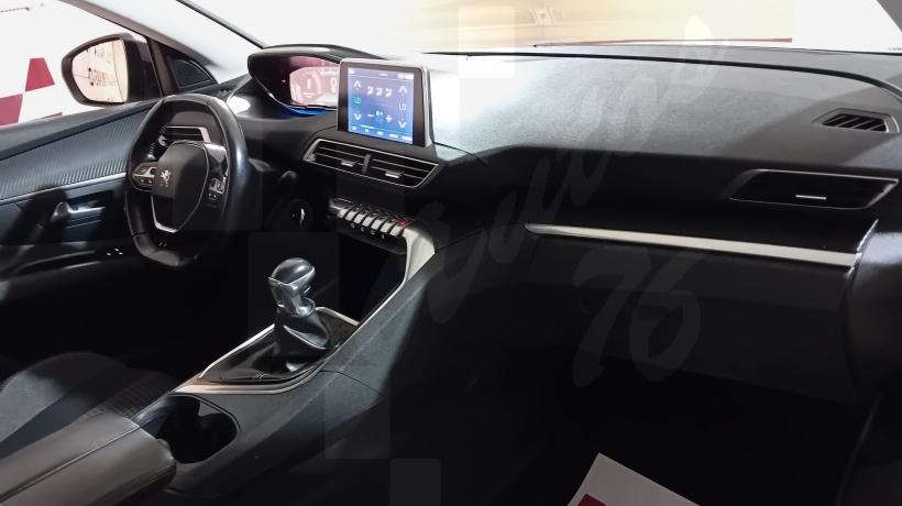 PEUGEOT 3008 1.5 HDI 130 CV
