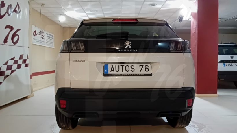 PEUGEOT 3008 1.5 HDI 130 CV