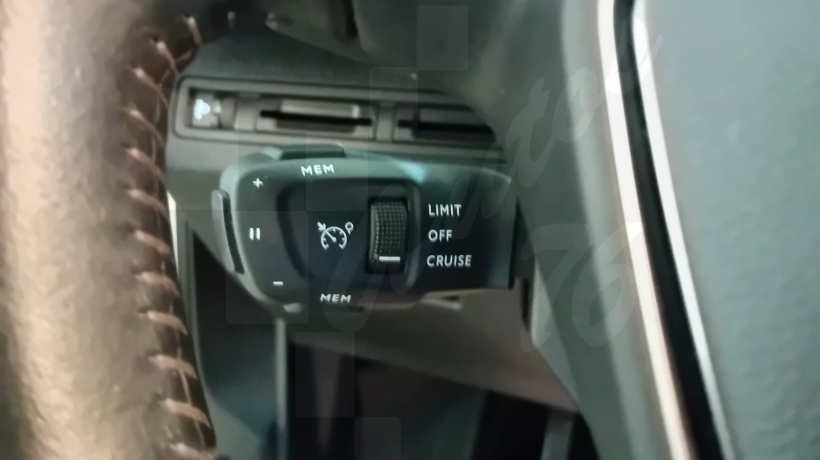 PEUGEOT 3008 1.5 HDI 130 CV
