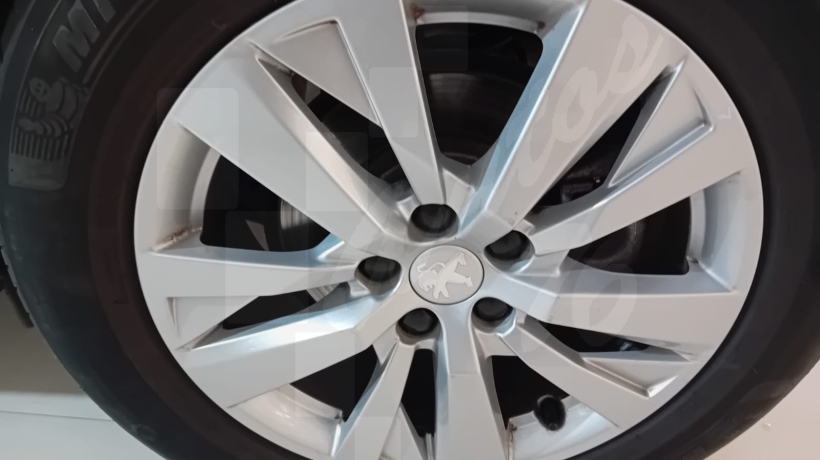 PEUGEOT 3008 1.5 HDI 130 CV