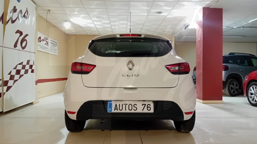 RENAULT CLIO 1.2 i 75 CV