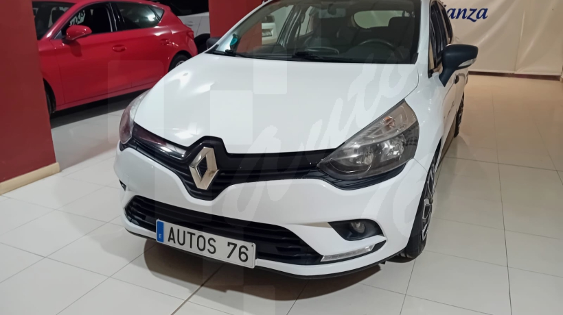 RENAULT CLIO 1.2 i 75 CV