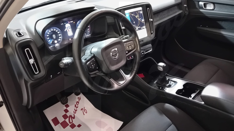 VOLVO XC40 2.0 D3 150 CV 