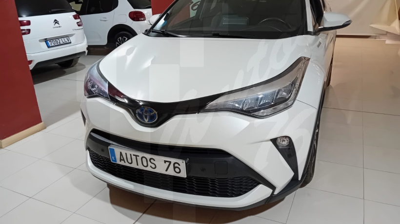TOYOTA C-HR 1.8 125 H  AUTOMÁTICO