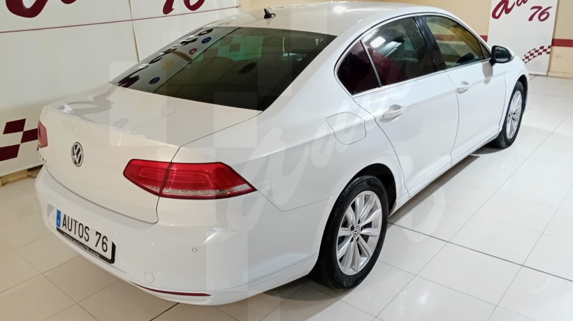 VOLKSWAGEN PASSAT 2.0 TDI 122 CV AUTOMÁTICO