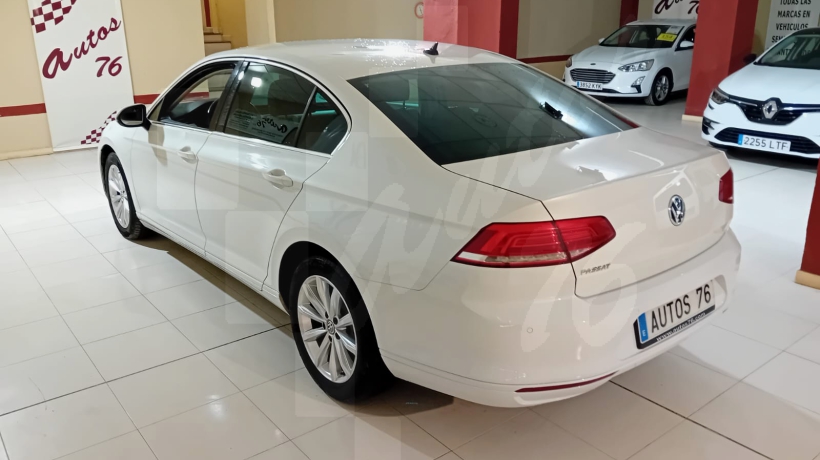 VOLKSWAGEN PASSAT 2.0 TDI 122 CV AUTOMÁTICO