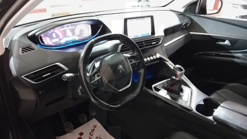 PEUGEOT 3008 1.5 HDI 130 CV