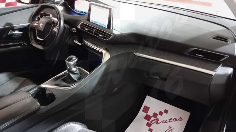 PEUGEOT 3008 1.5 HDI 130 CV