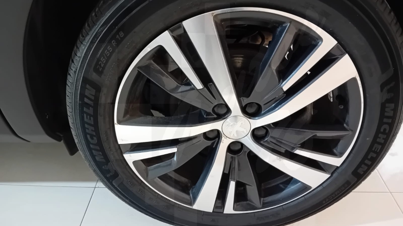 PEUGEOT 3008 1.5 HDI 130 CV