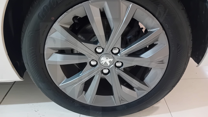 PEUGEOT 508 1.5 HDI 130 CV FAMILIAR AUT.