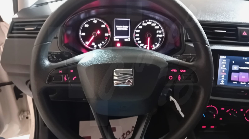 SEAT ARONA 1.6 TDI 95 CV