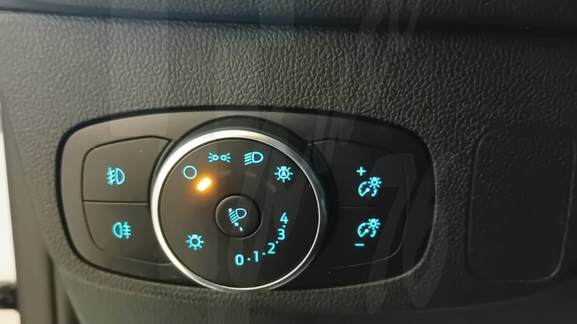 FORD FOCUS 1.5 TDCI 120 CV FAMILIAR