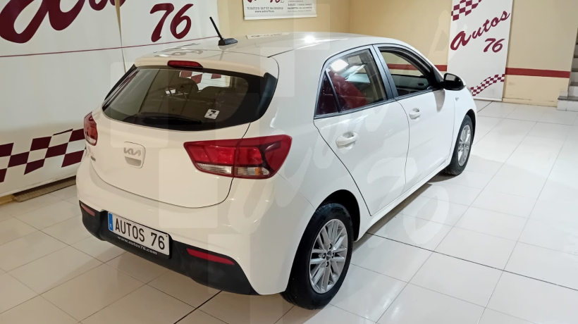 KIA RIO 1.2 i 84 CV