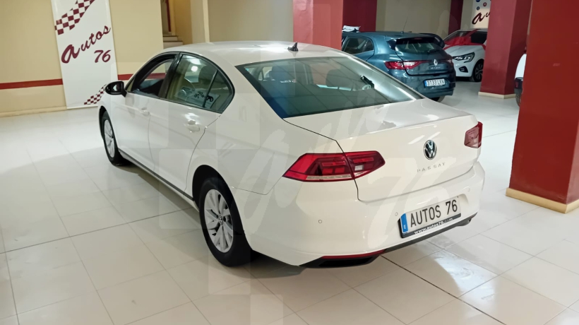 VOLKSWAGEN PASSAT 2.0 TDI 122 CV AUTOMÁTICO