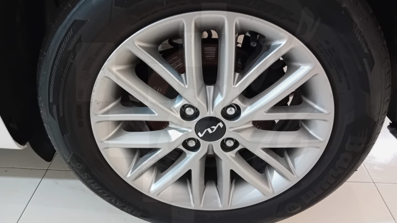 KIA RIO 1.2 i 84 CV