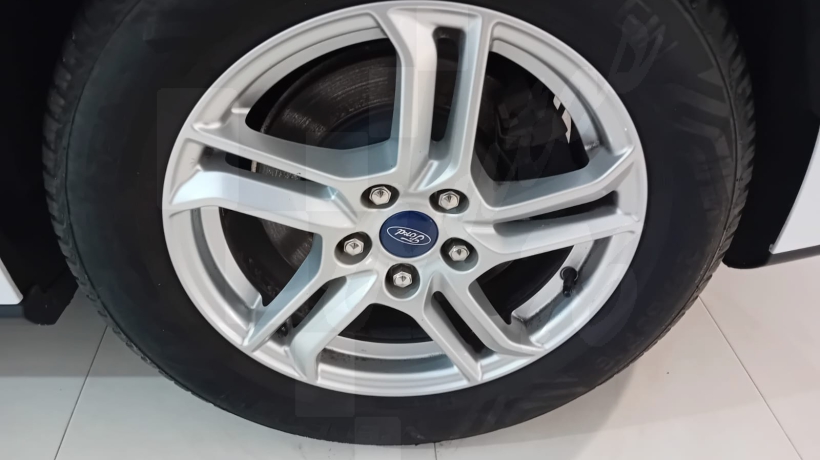 FORD FOCUS 1.5 TDCI 120 CV FAMILIAR