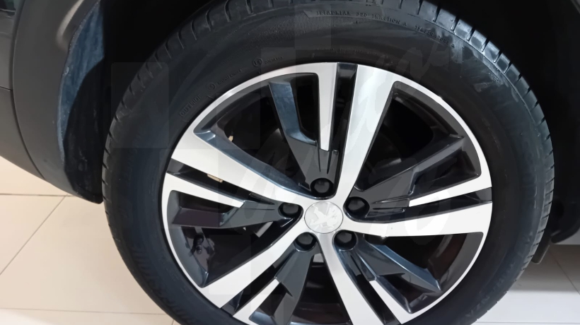 PEUGEOT 3008 1.5 HDI 130 CV AUTOMÁTICO