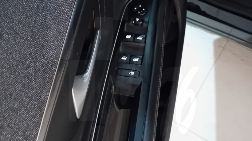 PEUGEOT 3008 1.5 HDI 130 CV AUTOMÁTICO