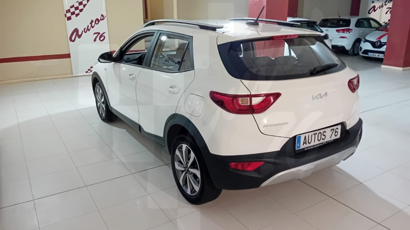 KIA STONIC 1.2 i 84 CV