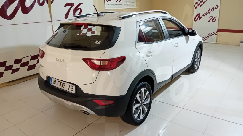 KIA STONIC 1.2 i 84 CV