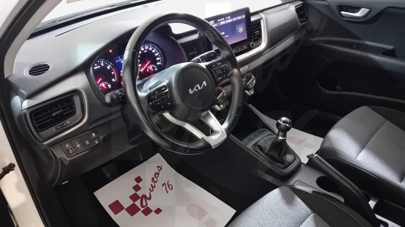 KIA STONIC 1.2 i 84 CV