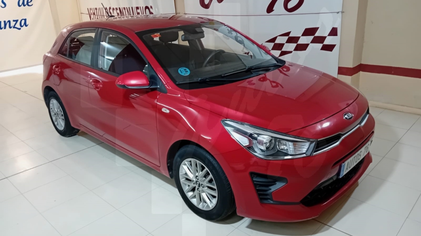 KIA RIO 1.2 i 84 CV