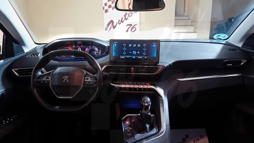 PEUGEOT 3008 1.5 HDI 130 CV