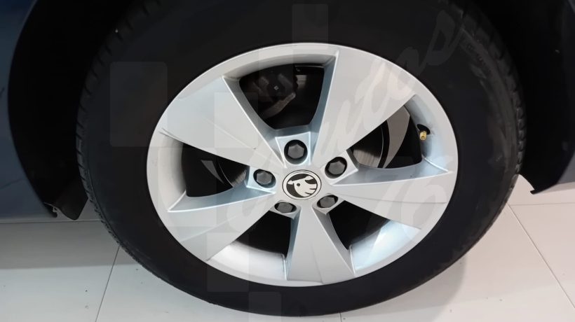 SKODA OCTAVIA 2.0 TDI 150 CV AUTOMÁTICO