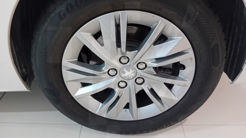 PEUGEOT 508 1.5 HDI 130 CV FAMILIAR AUT.