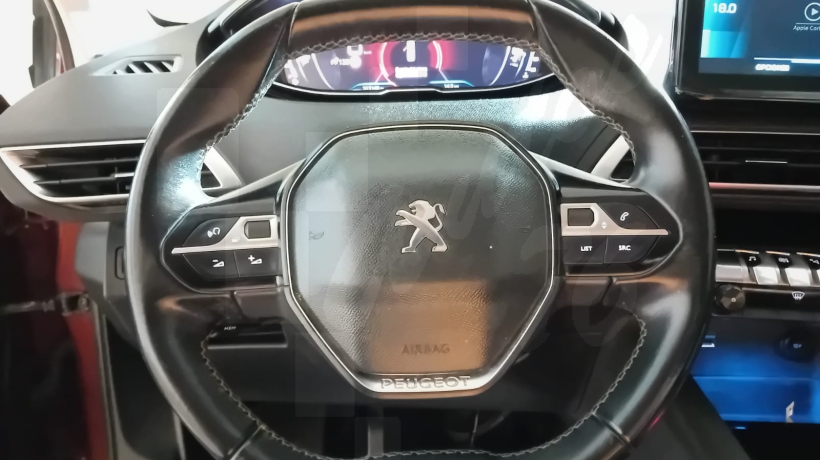 PEUGEOT 5008 1.5 HDI 130 CV 7 PLAZAS