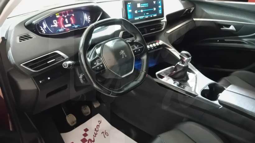 PEUGEOT 5008 1.5 HDI 130 CV 7 PLAZAS