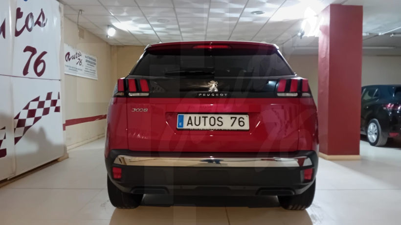 PEUGEOT 3008 1.5 HDI 130 CV AUTOMÁTICO