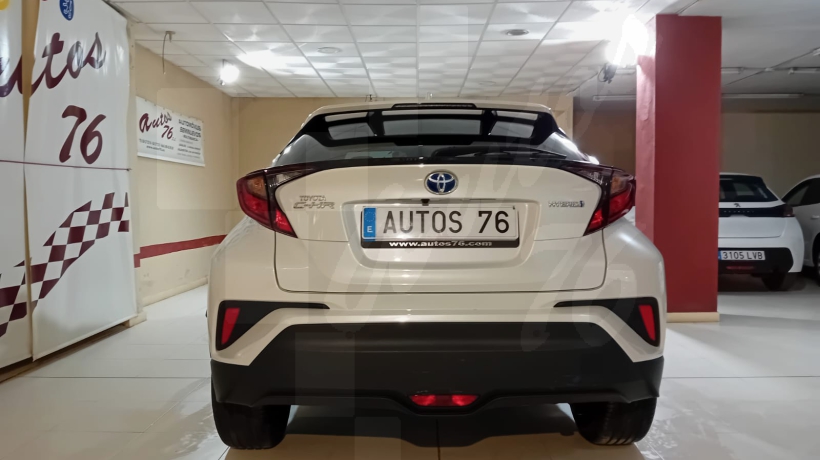 TOYOTA C-HR 1.8 VVT-I  122 CV HÍBRIDO  AUTOMÁTICO