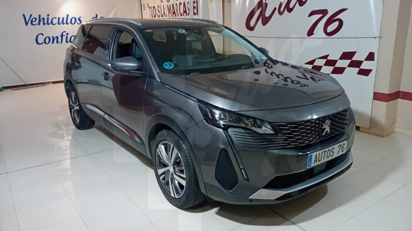 PEUGEOT 5008 1.5 HDI 130 CV 7 PLAZAS