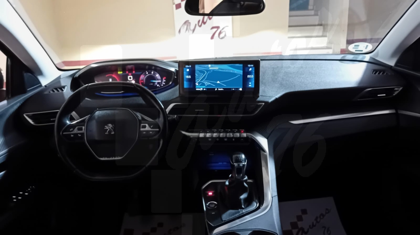 PEUGEOT 5008 1.5 HDI 130 CV 7 PLAZAS