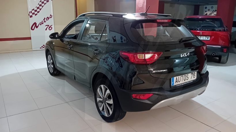 KIA STONIC 1.2 i 84 CV