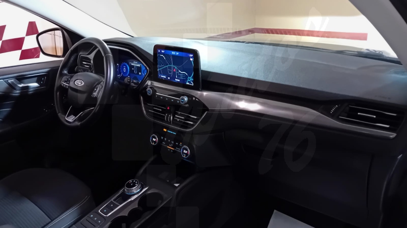 FORD KUGA 1.5 TDCI 120 CV AUTOMÁTICO