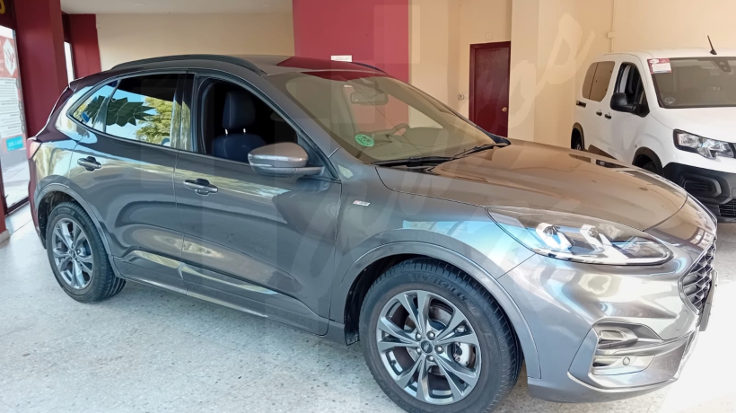 FORD KUGA 1.5 TDCI 120 CV STLINE
